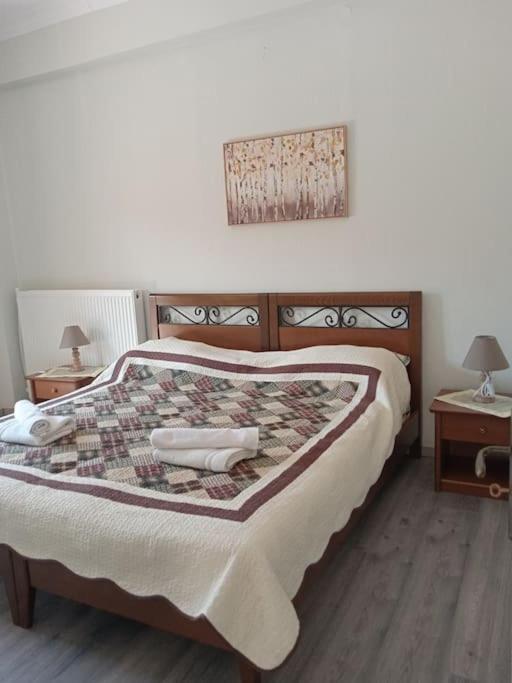 Teris123 Appartement Florina Buitenkant foto